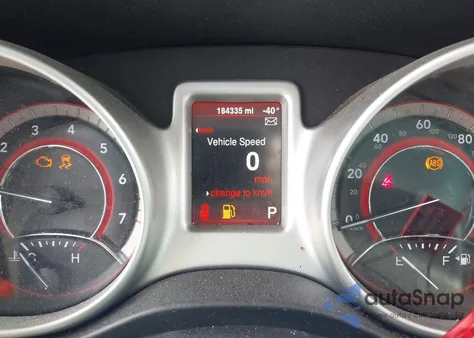 2015 Dodge Journey Sxt z USA, uszkodzony, nr VIN 3C4PDCBG4FT722775